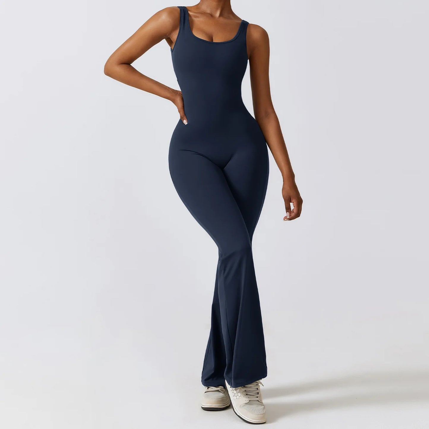 Conjunto fitness con pantalones acampanados elásticos de cintura alta sin costuras