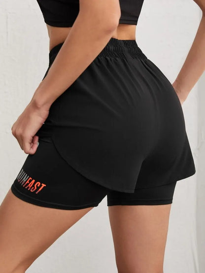 High-waisted shorts with two-piece stretch proximity control
