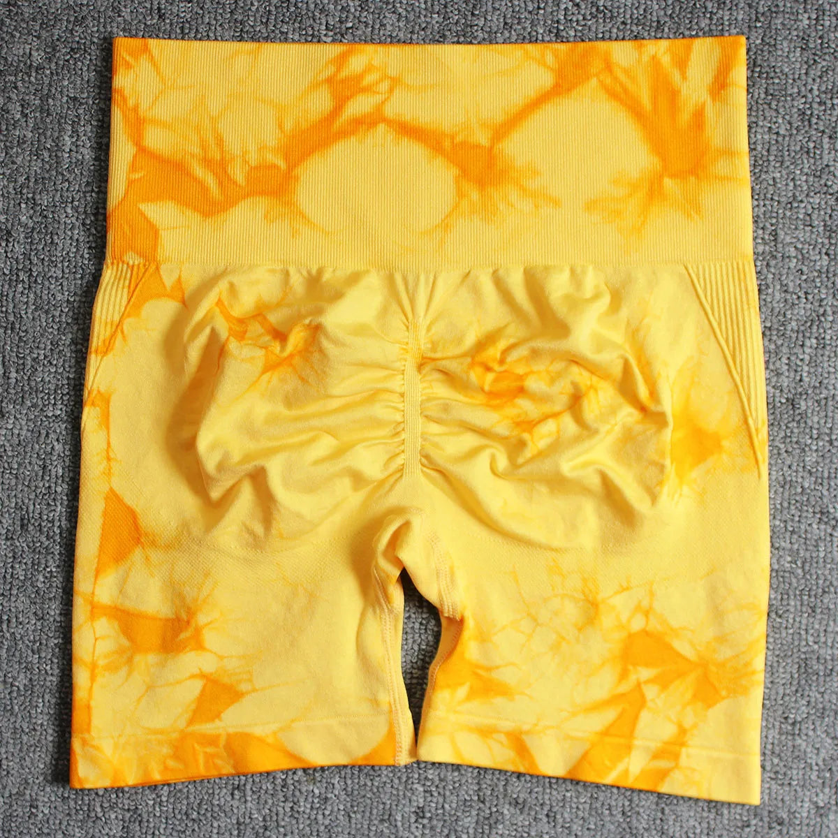 Shorts deportivos sin costuras con efecto tie-dye, push up, control de abdomen