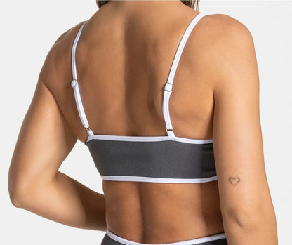 Sujetador deportivo de verano de color liso, sexy, sin espalda, de punto con tirantes